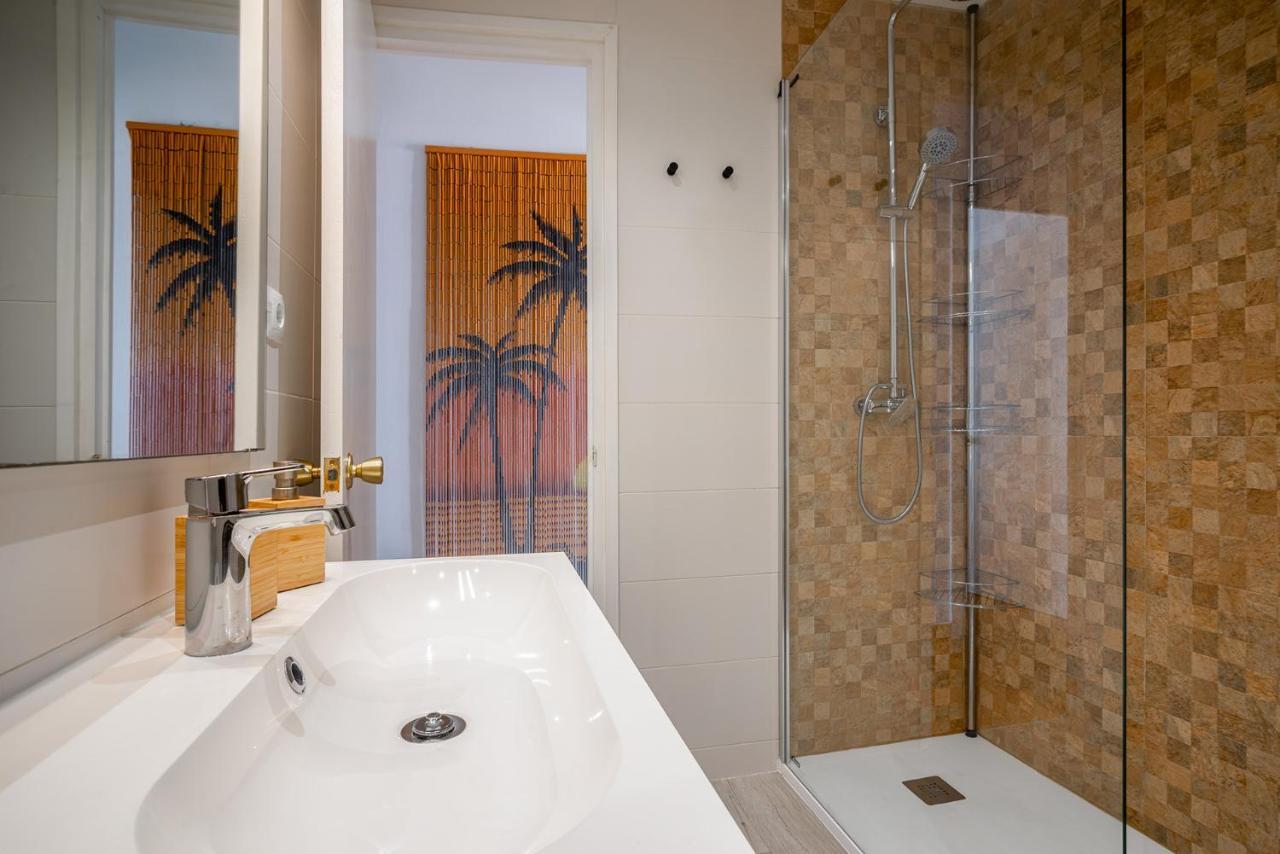 Beach House Cambrils Apartamento En Primera Linea De Playa Exterior foto