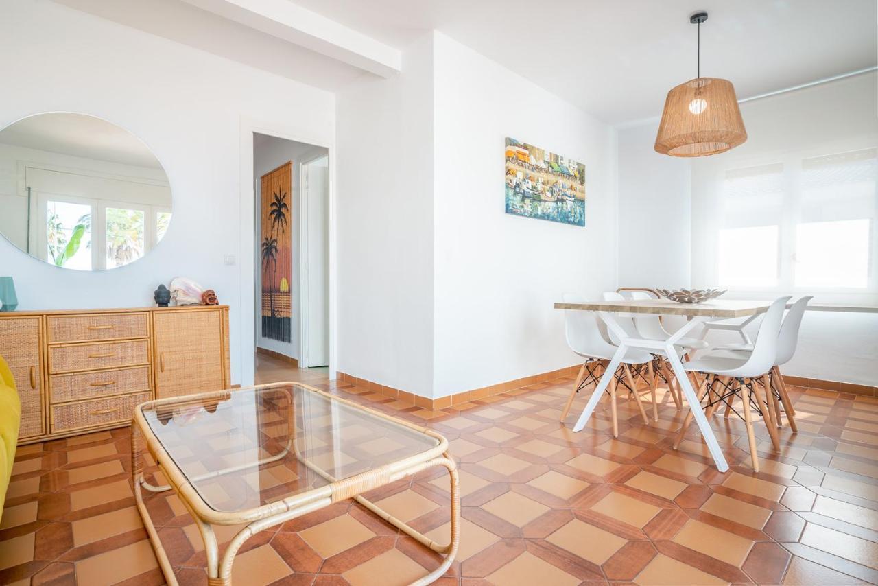 Beach House Cambrils Apartamento En Primera Linea De Playa Exterior foto