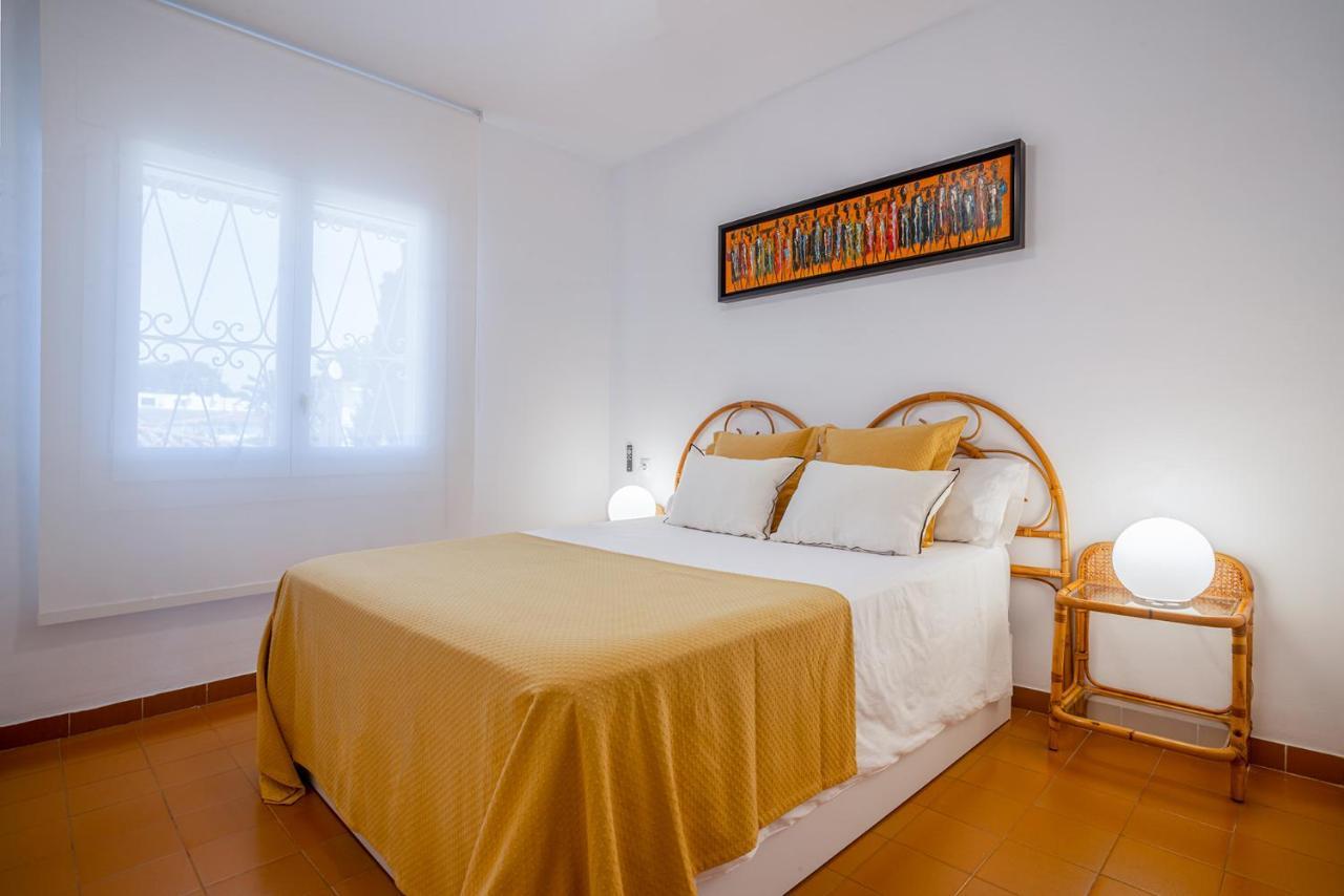 Beach House Cambrils Apartamento En Primera Linea De Playa Exterior foto